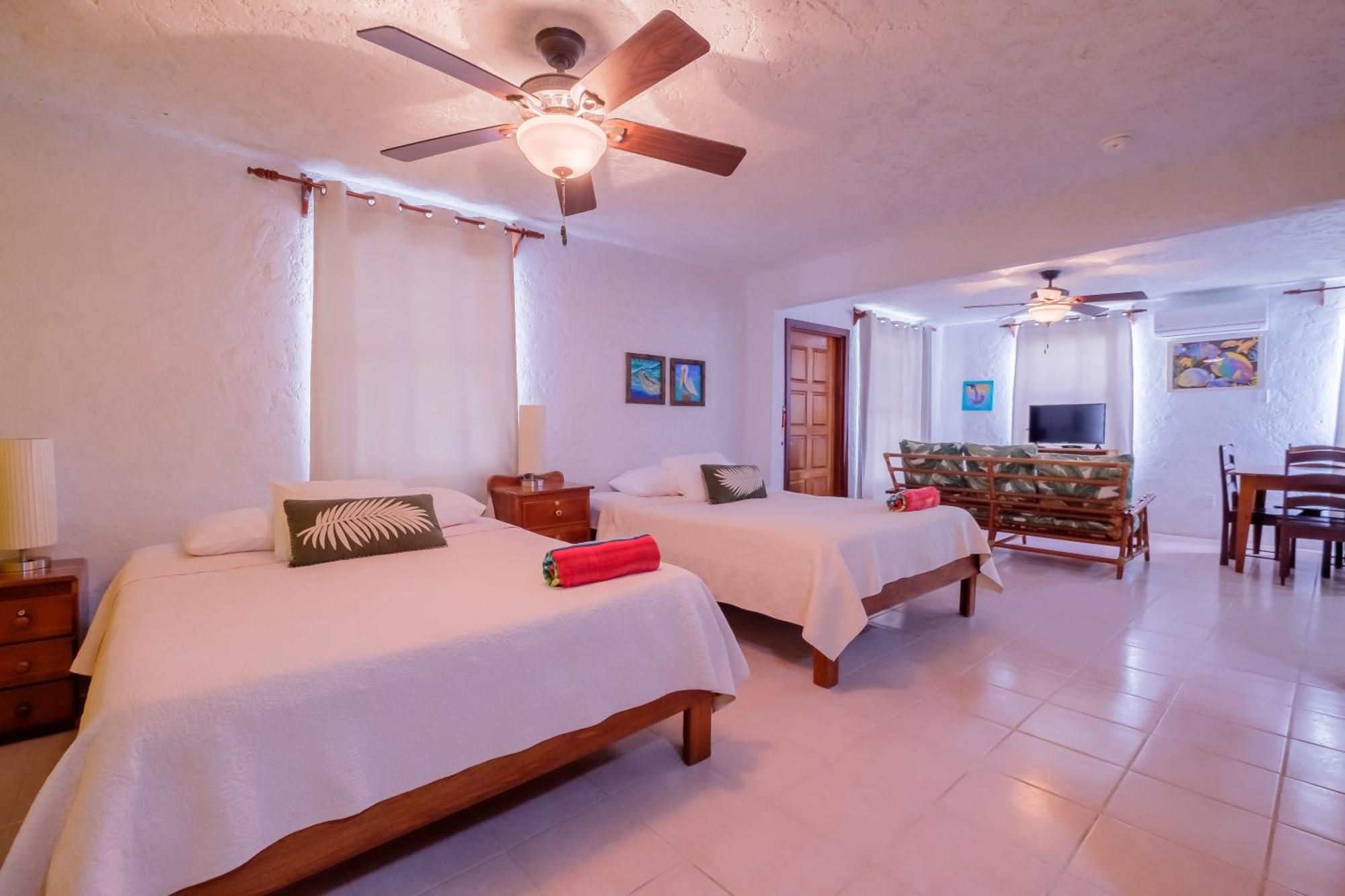 Seven Seas Resort Adults Only San Pedro  Exterior foto